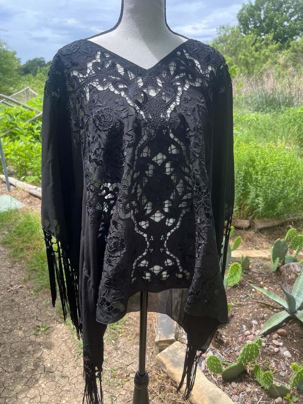 Love and Liberty Black Embroidered Lace Fringe Poncho Top Size L